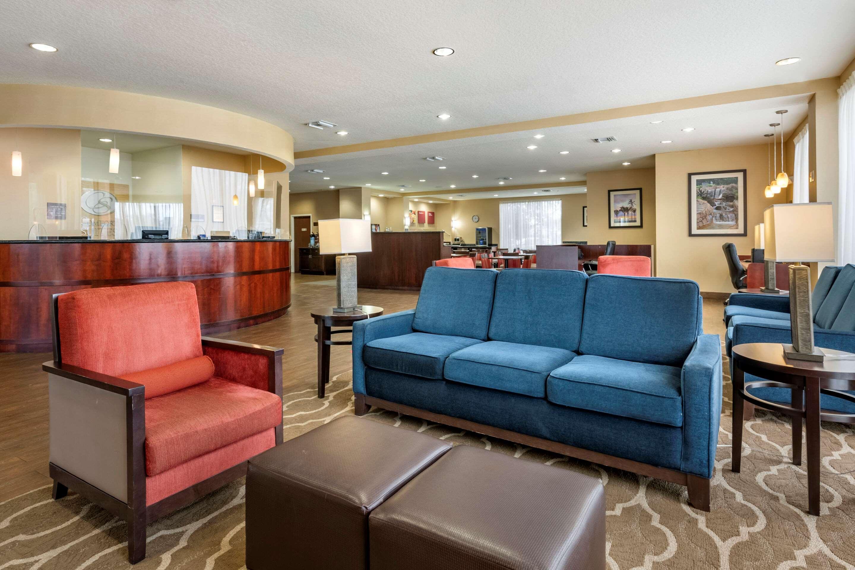 Comfort Suites Orlando Airport Exterior foto