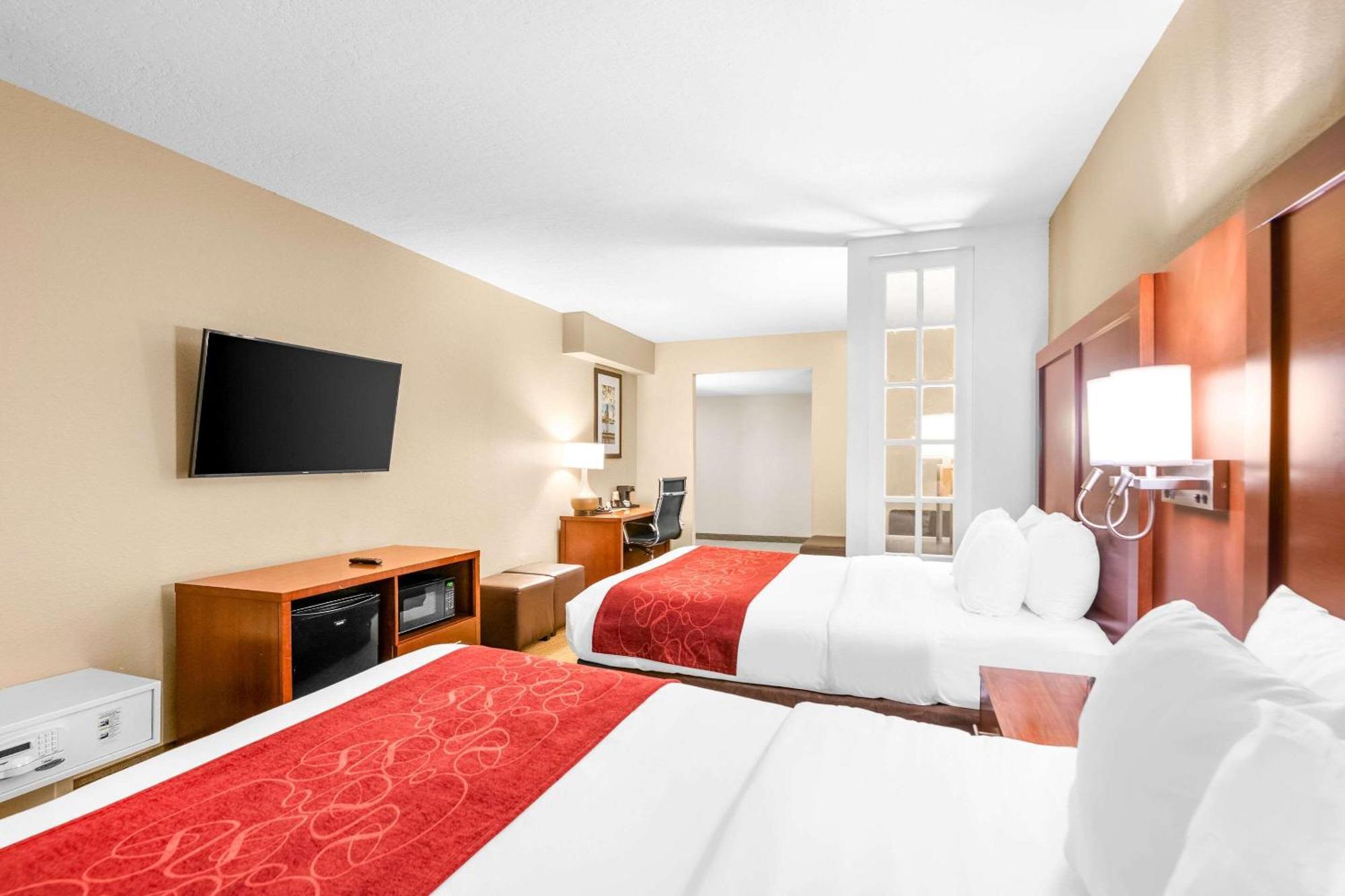 Comfort Suites Orlando Airport Exterior foto