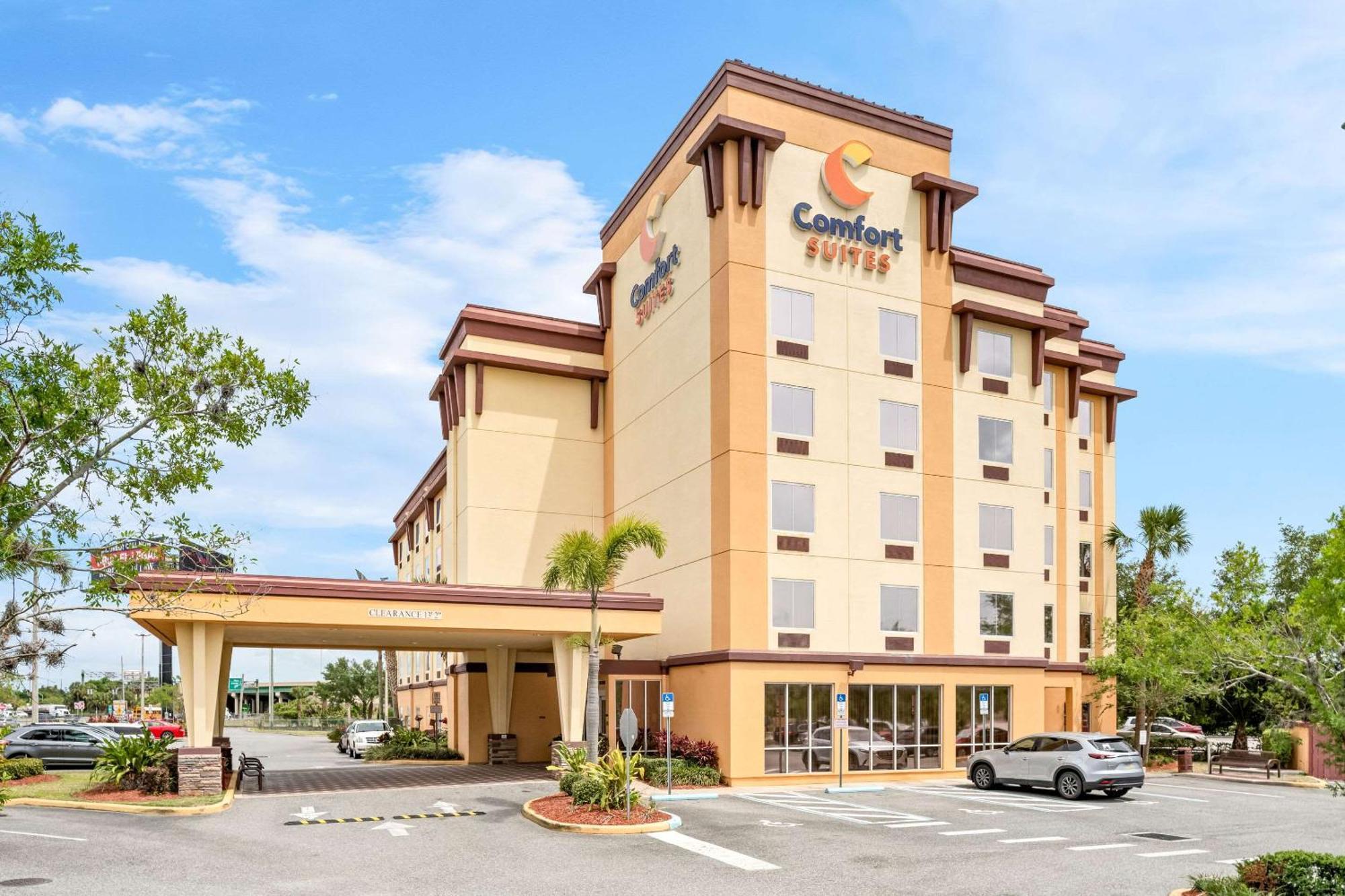 Comfort Suites Orlando Airport Exterior foto
