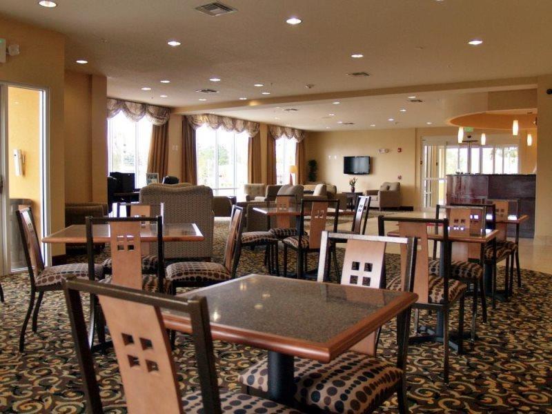 Comfort Suites Orlando Airport Restaurante foto